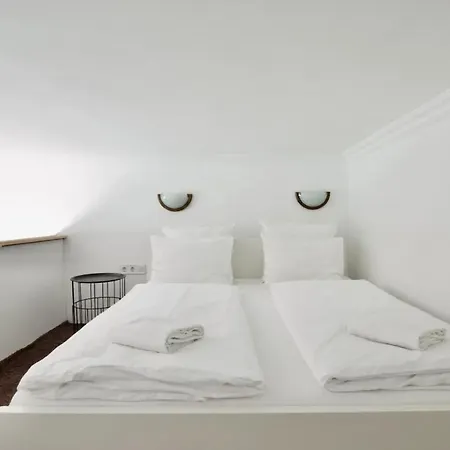 Apartment Standard By Hi5 - Wesselenyi Street *