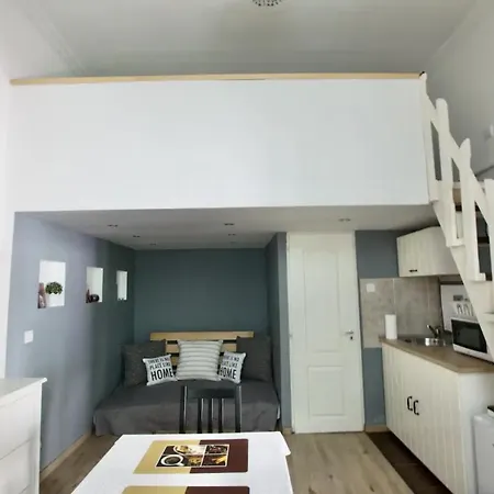 Standard By Hi5 - Wesselenyi Street Apartment